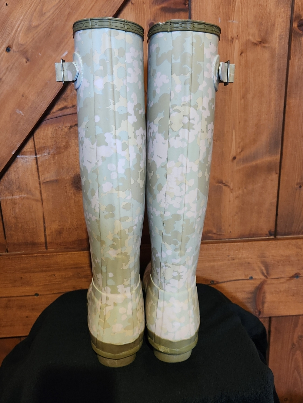 Hunter Camouflage Tall Rain Boots in Mint and Cream - Picture 2 of 5